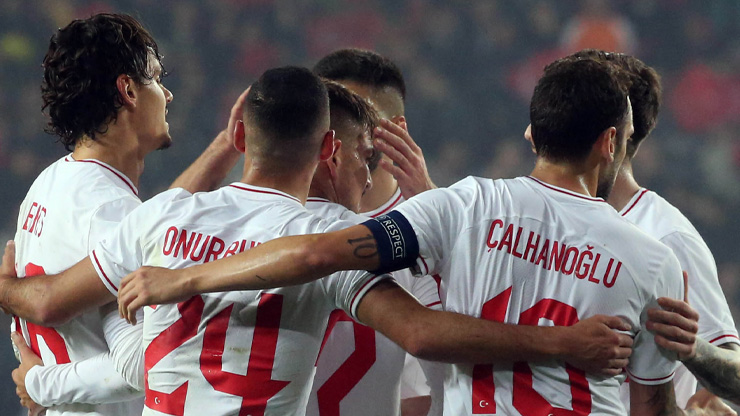 Türkiye, Çekya'yı 2-1 Mağlup Etti