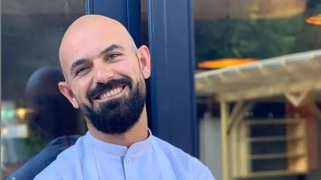 Ahmet Dede Kimdir? Michelin Yıldızlı Şef Ahmet Dede Kimdir?