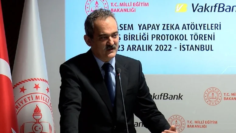 Bakan Özer’den Ücretsiz Yemek Açıklaması