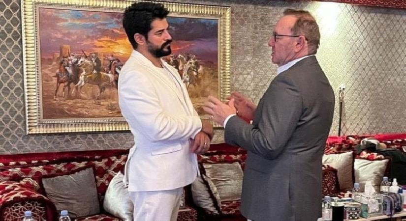 Burak Özçivit'ten Kevin Spacey Olayı Hakkında Açıklama Geldi