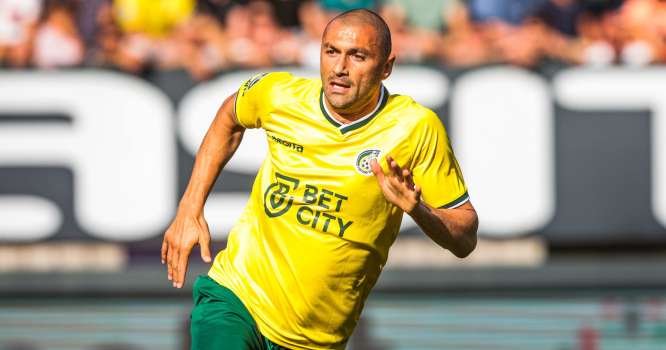 37 Yaşındaki Burak Yılmaz Hollanda'ya Damga Vurdu