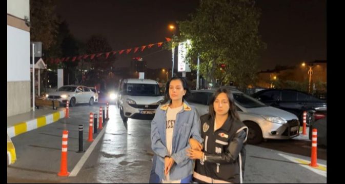 Dilan Polat ve Engin Polat Sağlık Kontrolü İçin Hastaneye Götürüldü, Polislerden İlginç Bir İstekte Bulundular!