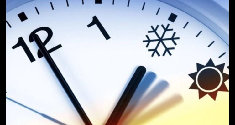 Türkiye'de Yaz Saati Uygulaması Kalktı mı? Bakanın Açıklamaları ve Son Durum