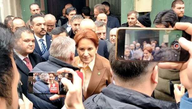 Meral Akşener’den Sinan Ateş’in Ailesine Ziyaret