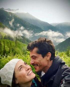 Aslıhan Gürbüz ve İsmail Hacıoğlu’nun Aşk Pozları!