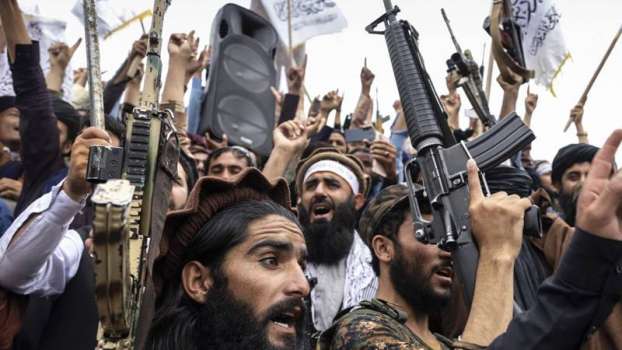 BM'den Taliban'a Tepki: Kadınların Çalışması Yasaklanamaz