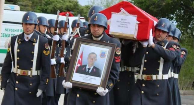 Ehliyetsiz Sürücü Uzman Onbaşıyı Hayattan Kopardı