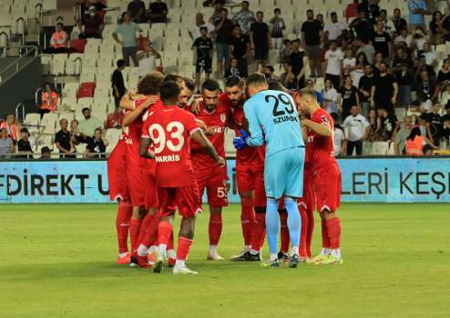Samsunspor Forma Tanıtımında İlhan Mansız Ve Tümer Metin Yer Aldı
