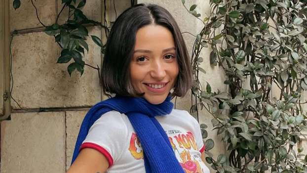 Şarkıcı Zeynep Bastık Tatilden Bikinili Paylaşımlar