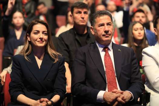 Sinan Oğan'ın Eşi Gökçen Oğan Kimdir?