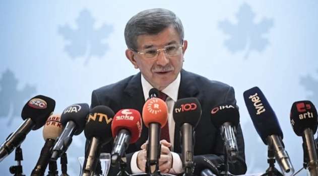 Ahmet Davutoğlu: ‘’Doğru Yapıyorsunuz, Devam Edin’’