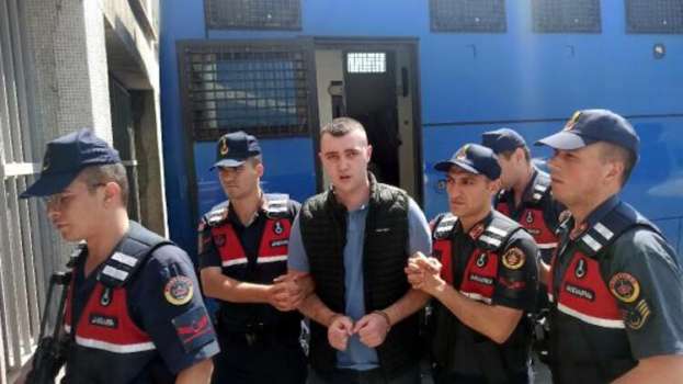 Arkadaşını Öldürdükten Sonra Arama Çalışmalarına Katıldı