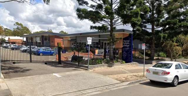 Avusturalya'da 2 Öğretmen Okulda Cinsel İlişkiye Girdi