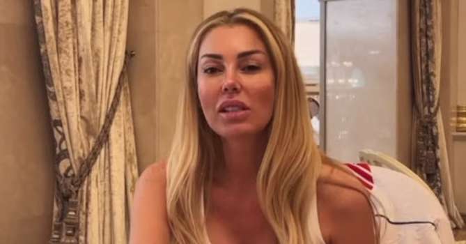 Konser için Rusya’ya Giden Petek Dinçöz'den İlk Açıklama Geldi