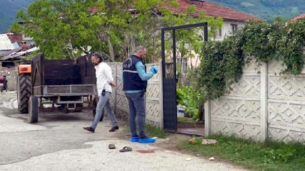 Uyuşturucu Madde Bağımlısı Oğlunu Acımadan Öldürdü