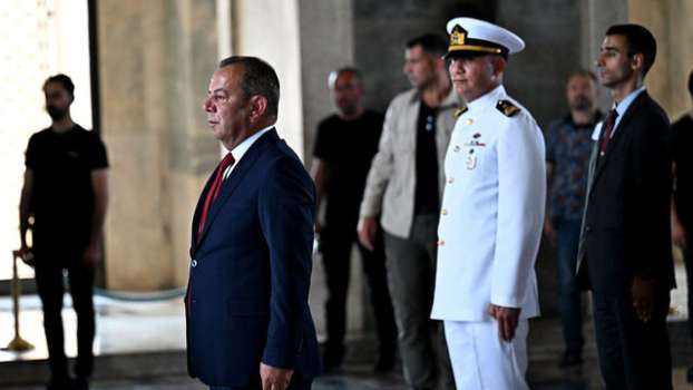 CHP İçinde Değişim Tartışmaları Büyüyor: Tanju Özcan'ın Çağrısı