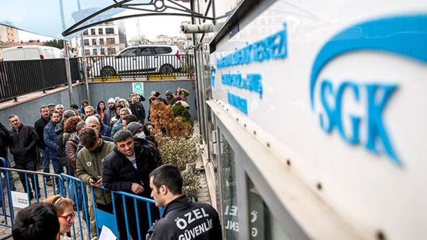 Emeklilikte Yaşa Takılanlar'a (EYT'lilere) Maaşları Bağlandı