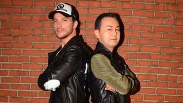 Serdar Ortaç'a Sinan Akçıl'dan Eleştiri: "Ne Yapıyorsun Böyle?"