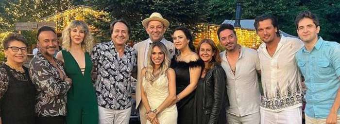 Şevket Çoruh ve Özge Turna Evliliklerinin 5. Yılında Düğün Yaptı