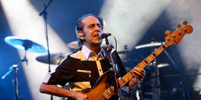 Usta sanatçı Özkan Uğur, Hayata Gözlerini Yumdu