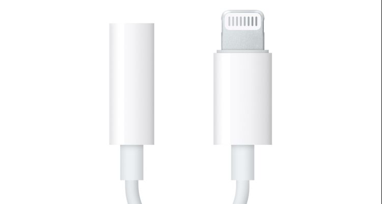 Apple Lightning-Kulaklık Adaptörüne Veda Ediyor