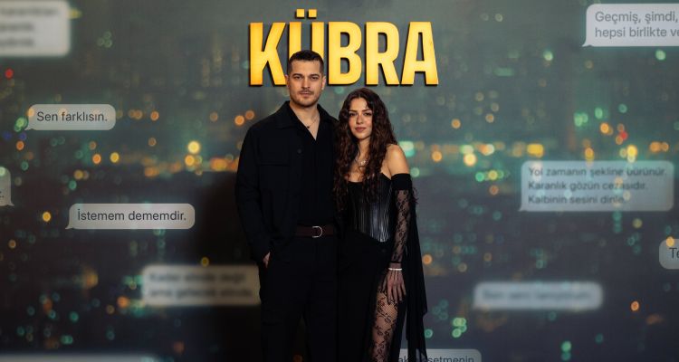 Çağatay Ulusoy’un Yeni Aşkı Aslıhan Malbora! Eski Sevgililerinden Serenay Sarıkaya ve Duygu Sarışın’a Uzanan Aşk Hikayesi