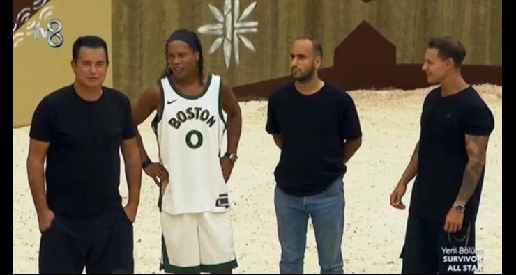 Survivor'da Ronaldinho'dan Futbol Resitali! Sercan Yıldırım, Efsane Futbolcuyla Arasındaki Farkı Açıkladı