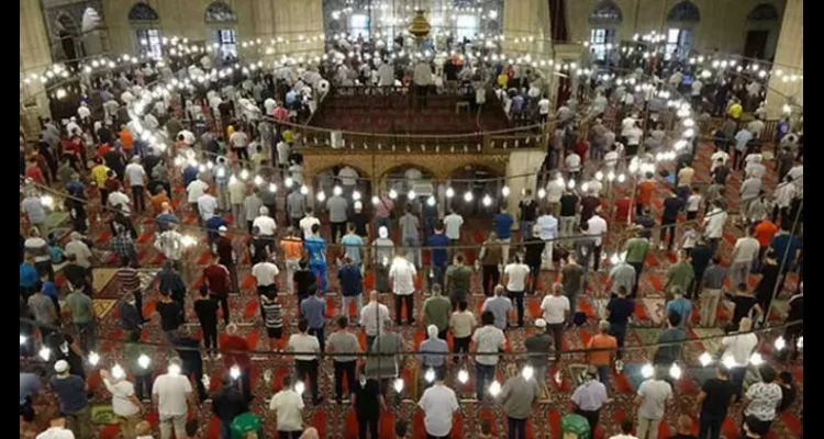 Teravih Namazı Nasıl Kılınır? Diyanet'e Göre Detaylı Anlatım