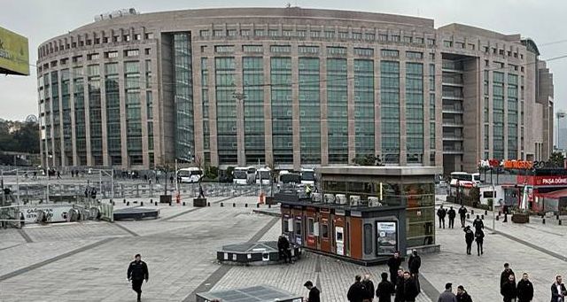 Hacettepe Üniversitesi’nde Pala Saldırısı! Kampüste Şiddet