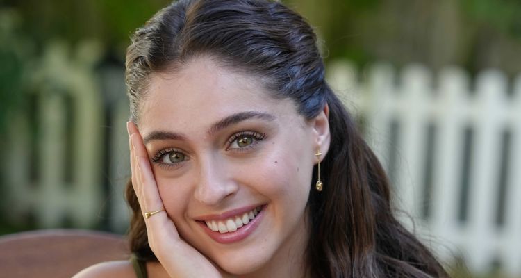 Cemre Baysel Aşkda Hız Kesmiyor: Romantik Yemekte Görüldü!