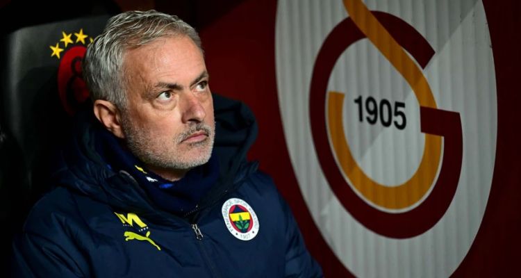 Galatasaray, Jose Mourinho'ya Suç Duyurusunda Bulunacak: "Irkçılığa Hayır!"