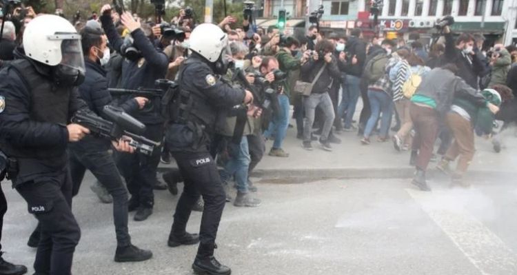 Ali Yerlikaya’dan Gözaltılarla İlgili Açıklama: 1879 Kişi Gözaltında