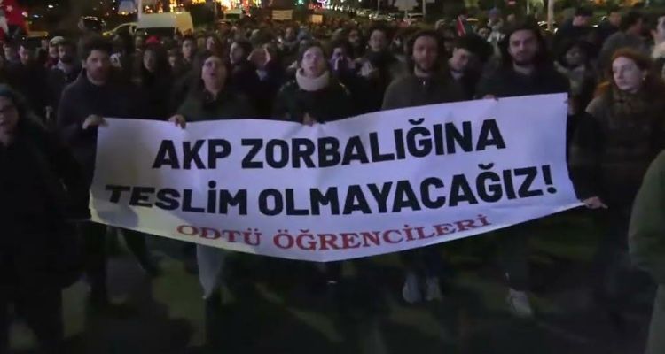 İzmir ve Ankara’da 5 Günlük Gösteri Yürüyüşü Yasağı