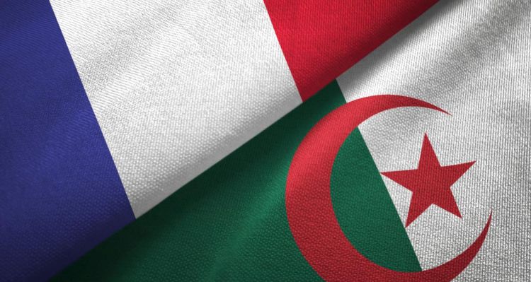 Fransa’ya Bir Darbe Daha: Cezayir 48 Saat Süre Verdi