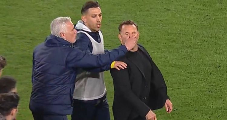 Mourinho'dan Okan Buruk’a Şok Hareket! Derbide Gerginlik Büyüdü
