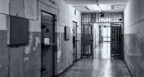 AKP’nin Yeni İnfaz Yasası Tartışma Yarattı: Denetimli Serbestlikte Değişiklik