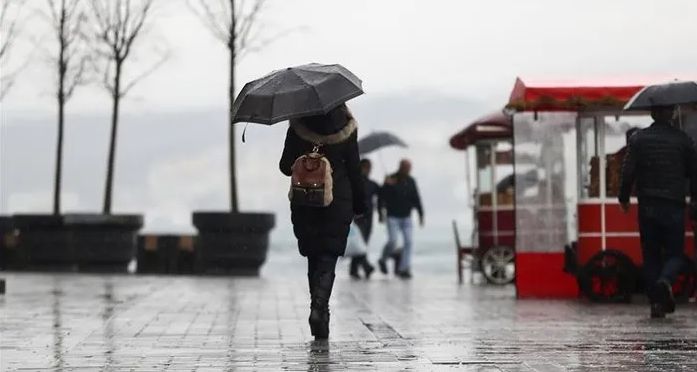 Meteoroloji Uyardı: Birçok İlde Fırtına ve Sağanak Bekleniyor
