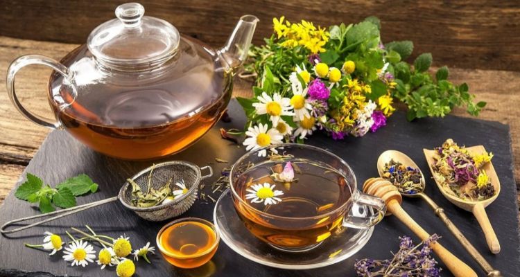 Bitki Çaylarına Satış Yasağı Geliyor: Sadece Eczanelerde Satılacak