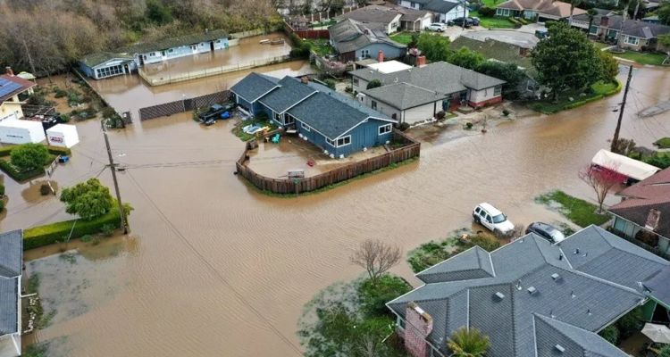 ABD'deki Sel Felaketinde 111 Ölü, 172 Kayıp Var