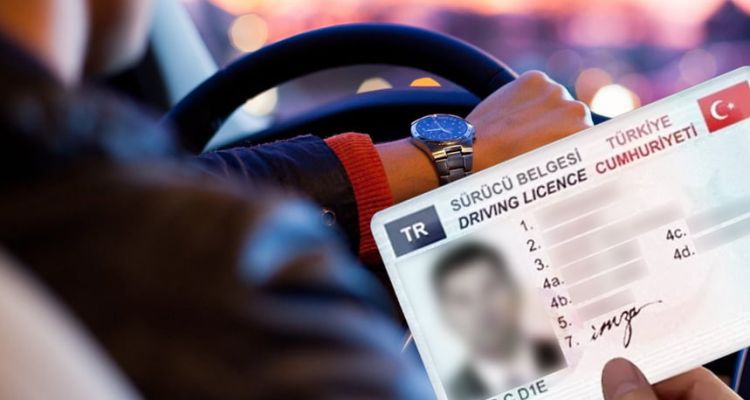 Eski Ehliyetleri Yenilemek İçin Son 10 Gün! Ücret 7.438 TL Olacak