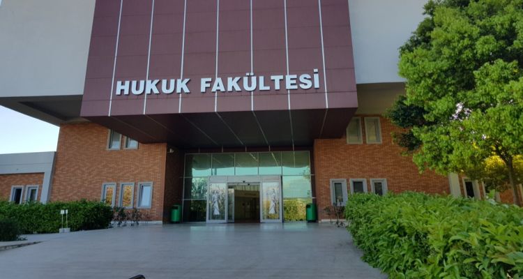 Hukuk Fakültesi Taban Puanları Değişti, Binlerce Aday Etkilendi