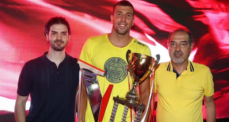 Kupa Galatasaray’dan Alındı, Fenerbahçe’ye Verildi