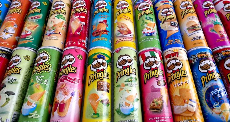 Pringles Türkiye’de Yeniden Raflarda: Fiyatı Sosyal Medyada Gündem Oldu