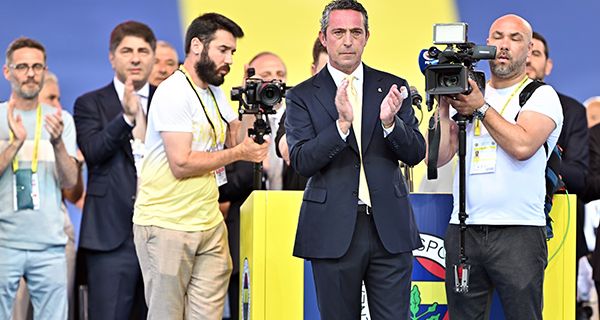 Ali Koç Yönetimi İbra Edildi! Fenerbahçe’de Kongre Kararı
