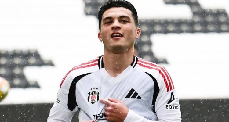 Devrim Şahin, Beşiktaş A Takımı İle İlk Profesyonel Maçında