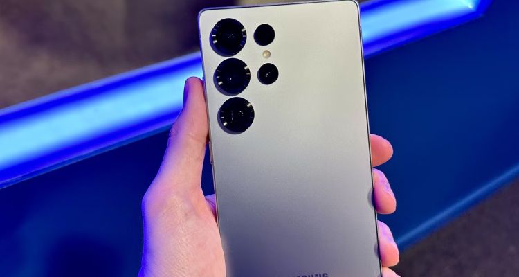 Samsung Galaxy S25 Ultra: 200 MP Kamera İle Rekabet