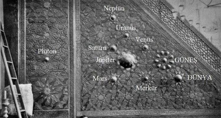 Bursa Ulu Cami Minber Güneş Sistemi İddiası Doğru Mu?