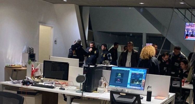 Halk TV'ye Kayyum Atandı, Kanalın Yayını Durduruldu