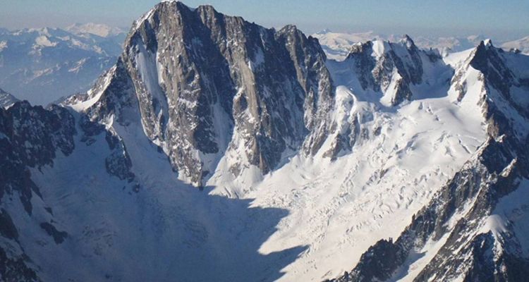 İtalya'da Çığ Felaketi İki Can Aldı, Bir Kişi De Ağır Yaralı