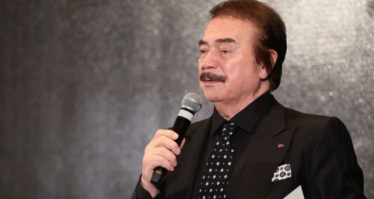 Orhan Gencebay Hastaneye Mi Kaldırıldı? Covid-19 İddialarına Yanıt!